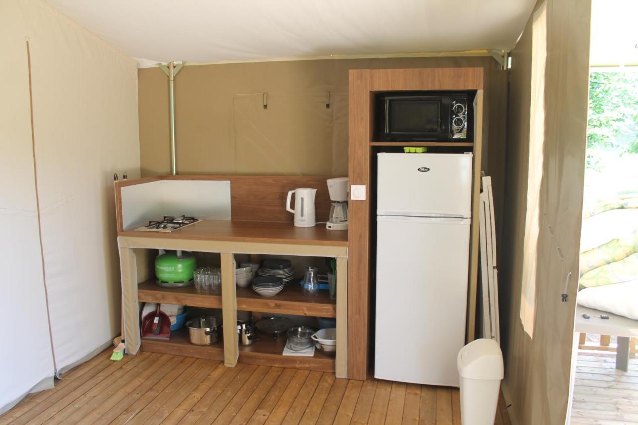 Camping Onlycamp Pierre & Sources Volvic Eksteriør bilde